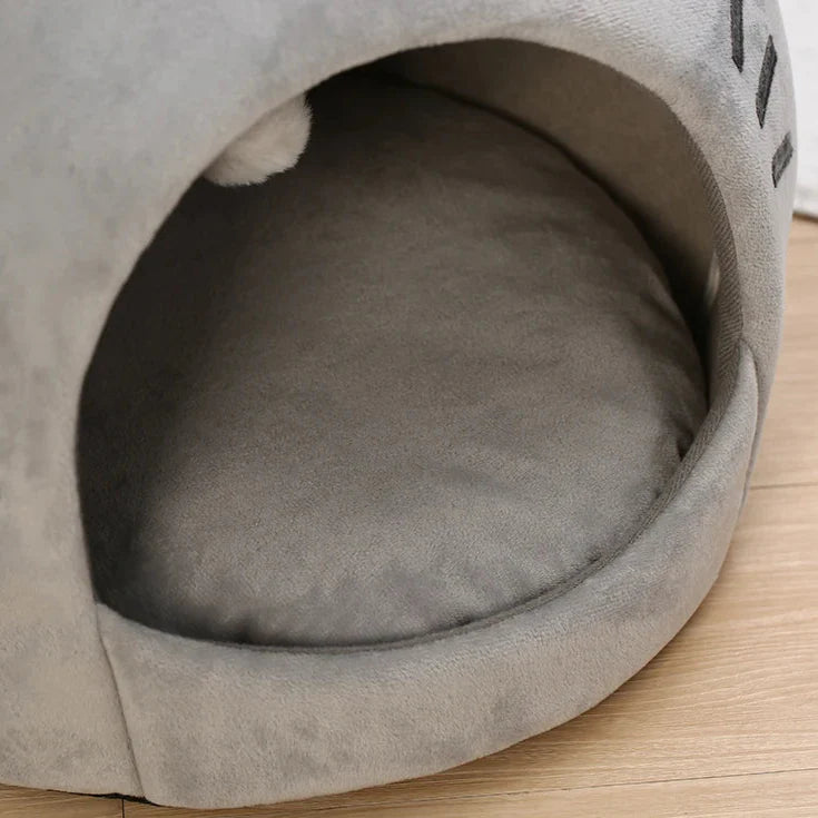 Kore Kawaii Cozy Cat Ear Bed