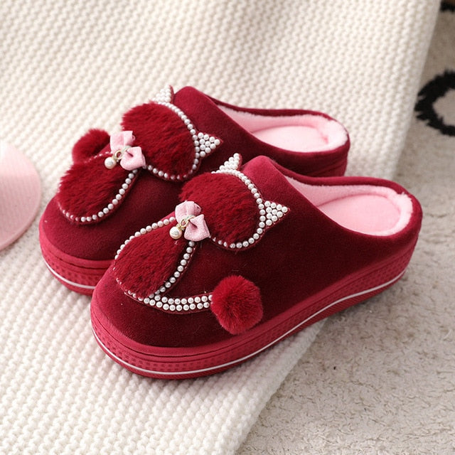 Royal Whiskers – Pearl Cat Slippers
