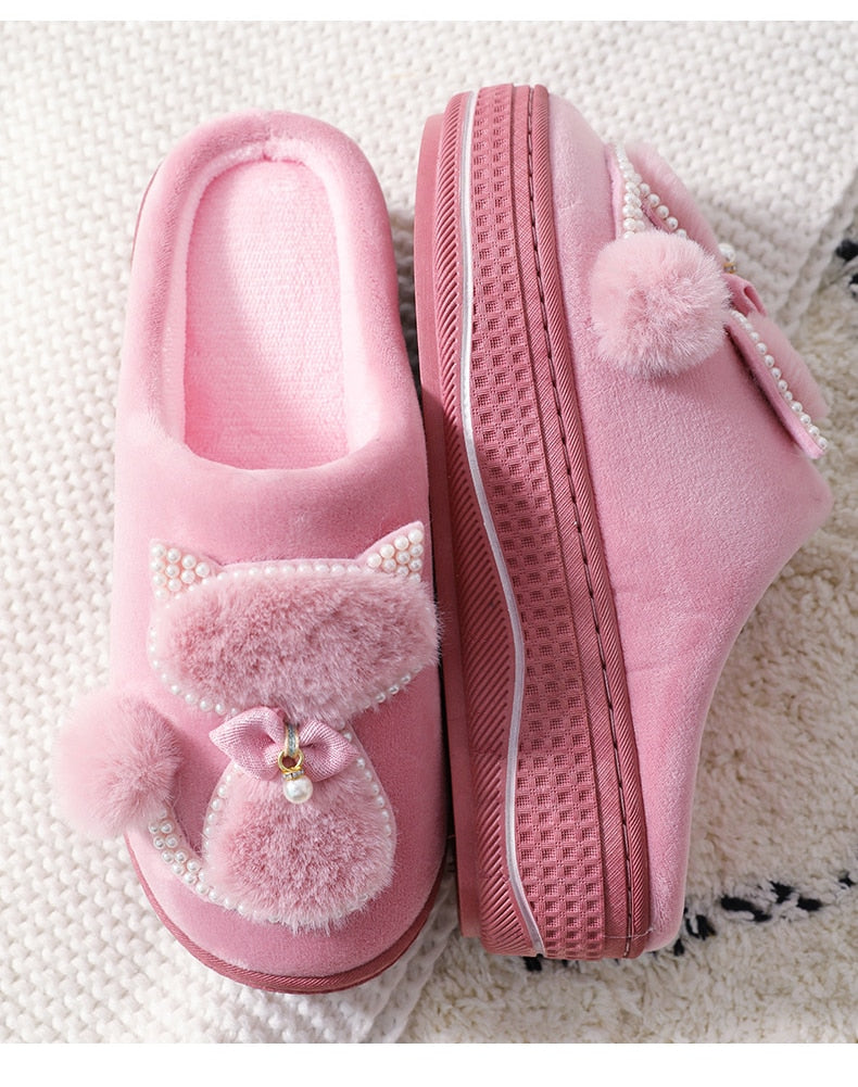 Royal Whiskers – Pearl Cat Slippers